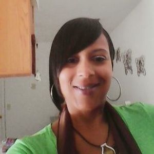 Meet your Posher, Carrie